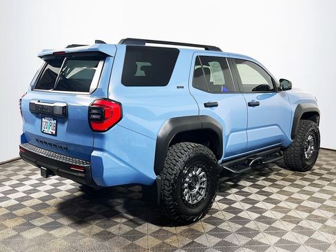 Certified 2025 Toyota 4Runner SR5 AWD/4WD image 8