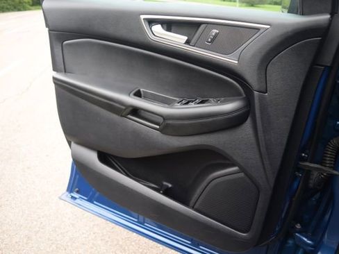 Used 2021 Ford Edge SEL w/ Cargo Accessory Package AWD/4WD image 18