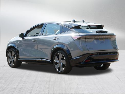 Certified 2023 Nissan Ariya AWD/4WD image 5