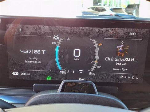 New 2026 GMC Hummer EV 4x4 Crew Cab image 9