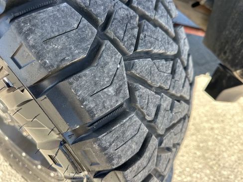 Used 2014 Chevrolet Tahoe LT image 34