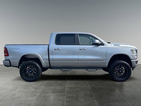 Used 2022 RAM 1500 Laramie w/ Sport Appearance Package AWD/4WD image 11