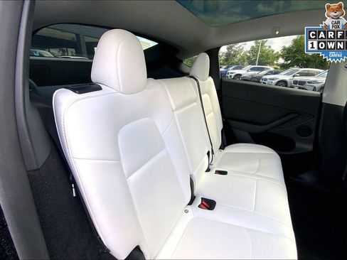 Used 2023 Tesla Model Y Performance image 25