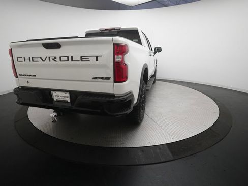 Used 2025 Chevrolet Silverado 1500 ZR2 w/ Technology Package AWD/4WD image 13