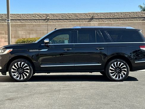 Used 2022 Lincoln Navigator L Black Label AWD/4WD image 7