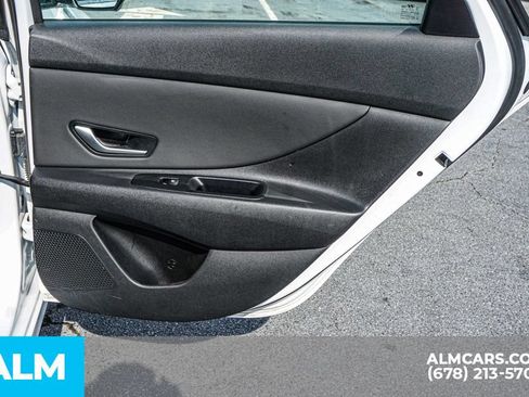 Used 2024 Hyundai Elantra Limited FWD image 55