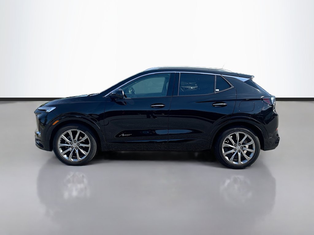 Used 2025 Buick Encore GX Avenir w/ Avenir Technology Package FWD image 6