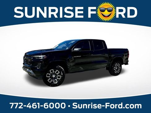 Used 2025 Chevrolet Colorado Z71 w/ Technology Package image 1