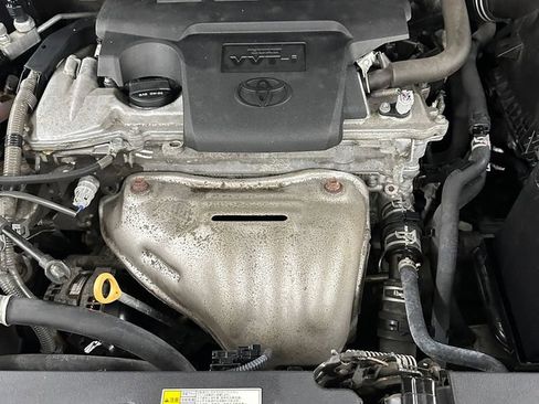 Used 2018 Toyota RAV4 XLE w/ Plus Extra Value Package AWD/4WD image 7