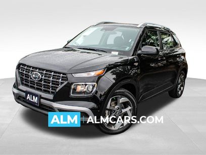 Used 2025 Hyundai Venue SEL