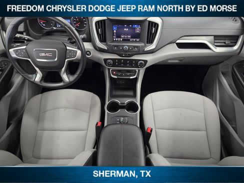 Used 2024 GMC Terrain SLE image 21