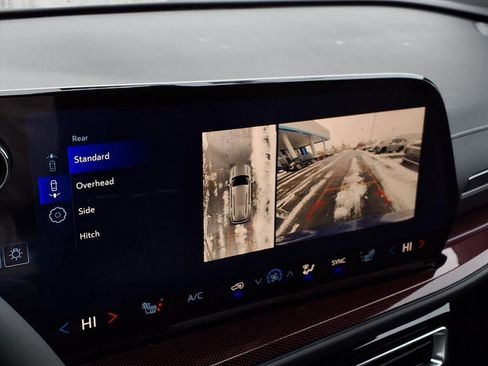 New 2026 Chevrolet Traverse Z71 w/ Driver Confidence Package image 19