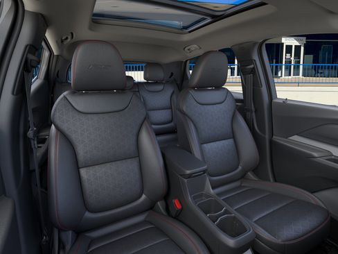 New 2027 Chevrolet Bolt RS w/ Technology Package FWD image 16