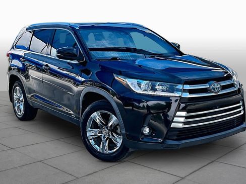 Used 2019 Toyota Highlander Limited Platinum AWD/4WD image 3