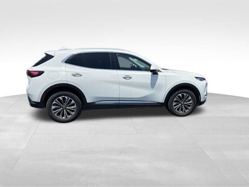 Used 2024 Buick Envision Preferred AWD/4WD image 8