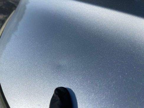 Used 2011 Volkswagen Tiguan S image 24