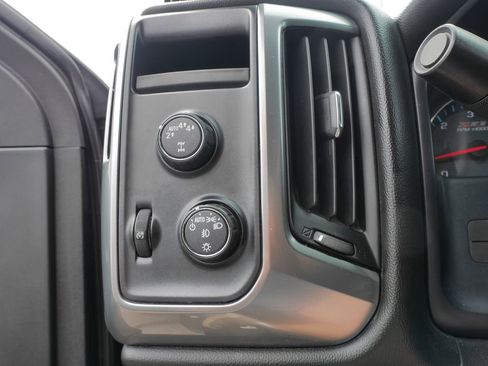 Used 2017 Chevrolet Silverado 1500 LT w/ LPO, Black Pack image 21