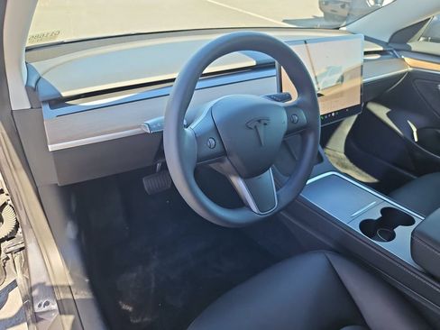 Used 2023 Tesla Model 3 Standard Range RWD image 13