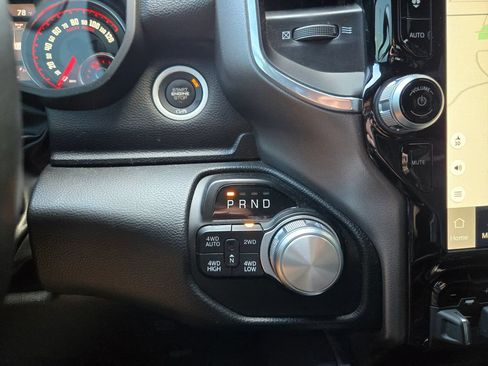 Used 2022 RAM 1500 Laramie AWD/4WD image 31