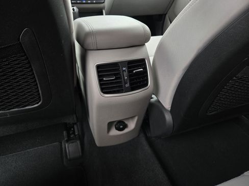 Used 2019 Hyundai Tucson SEL FWD image 17