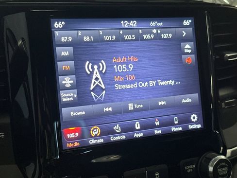 Used 2020 RAM 3500 Laramie image 19