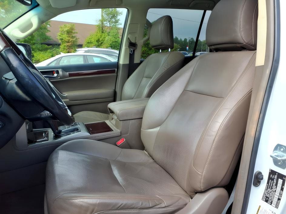 Used 2018 Lexus GX 460 Premium w/ Premium Package AWD/4WD image 15