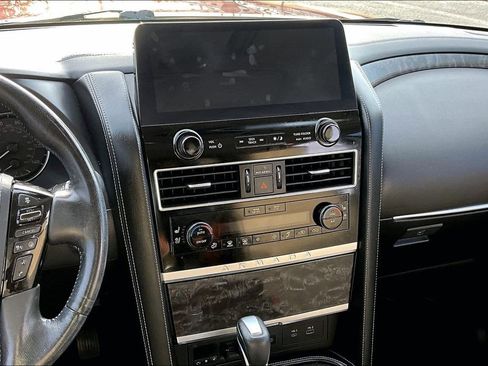 Used 2021 Nissan Armada Platinum w/ Captain's Chairs Package image 9