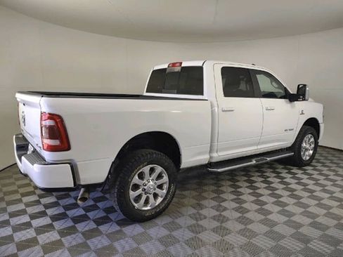 Used 2023 RAM 2500 Laramie AWD/4WD image 10