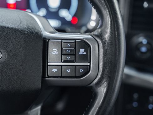 Certified 2021 Ford F150 Lariat w/ Equipment Group 502A High image 36