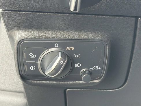 Used 2019 Audi TT RS image 16