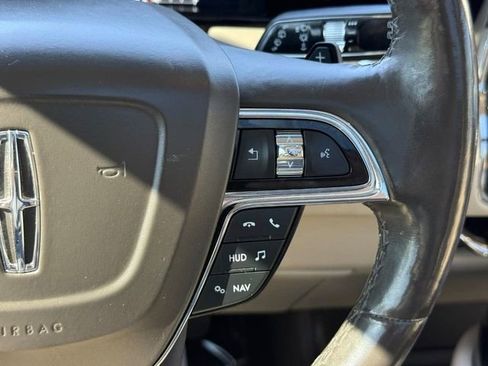 Used 2021 Lincoln Navigator Reserve w/ Luxury Package AWD/4WD image 22