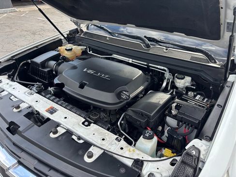 Used 2019 Chevrolet Colorado LT w/ LT Convenience Package RWD image 20