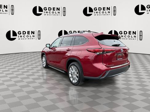 Used 2020 Toyota Highlander Limited AWD/4WD image 6