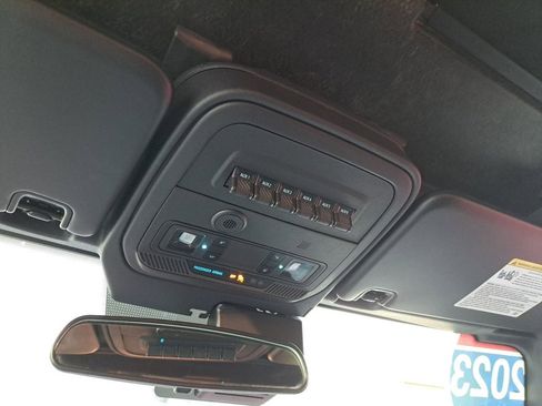 Used 2023 Ford Bronco Black Diamond image 33