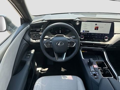 New 2026 Lexus TX 350 AWD image 18