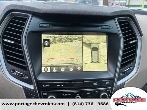 Used 2017 Hyundai Santa Fe SE image 23