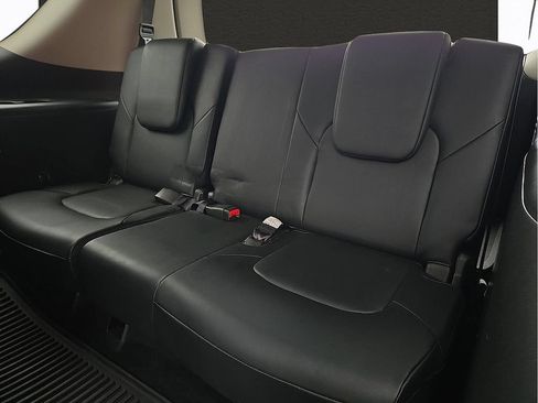 Used 2024 Nissan Armada Platinum w/ Captain's Chairs Package AWD/4WD image 9