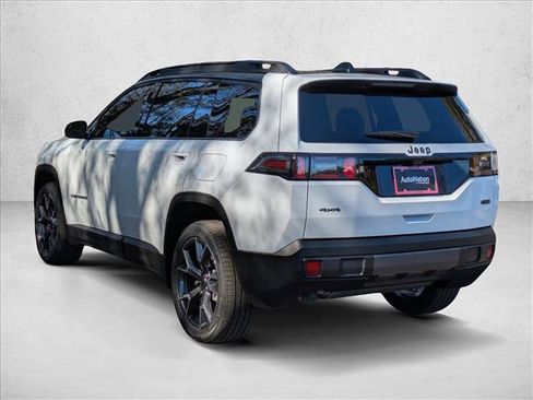 New 2026 Jeep Cherokee Overland image 7