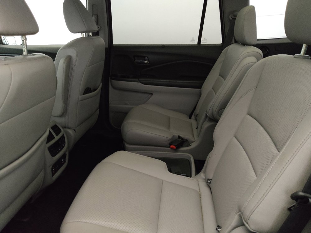 Used 2016 Honda Pilot Elite image 18