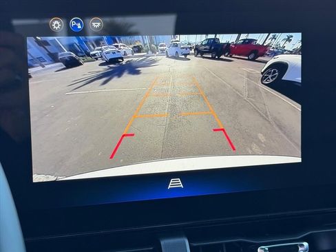 New 2026 Chevrolet Equinox LT w/ Convenience Package II FWD image 12