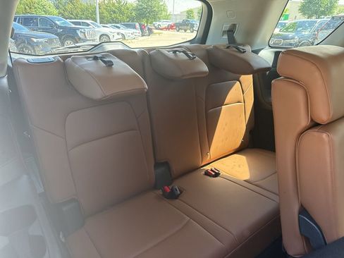 Used 2024 Nissan Pathfinder Platinum w/ Cargo Package image 16