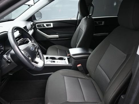 Used 2022 Ford Explorer XLT RWD image 24