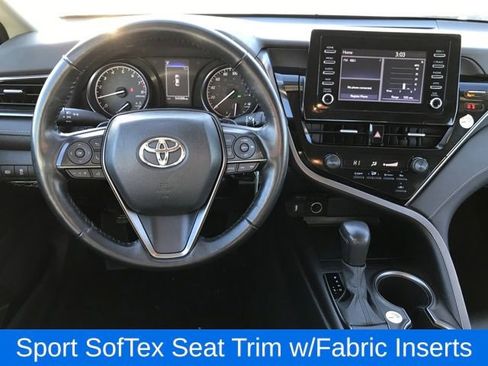 Used 2023 Toyota Camry SE image 7