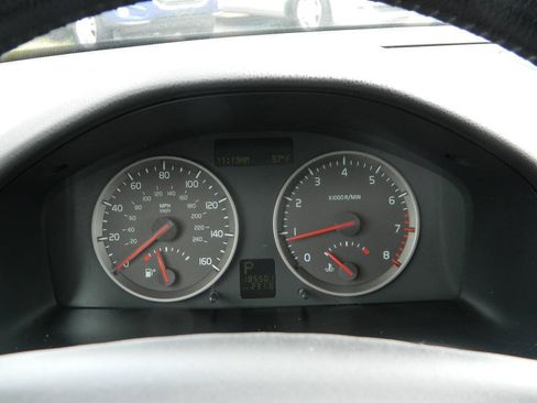 Used 2006 Volvo V50 2.4i FWD image 18