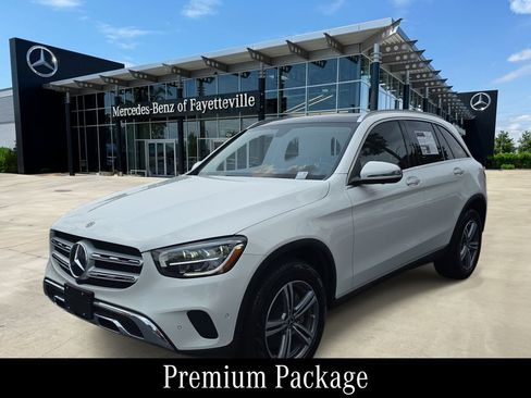 Used 2021 Mercedes-Benz GLC 300 4MATIC image 1