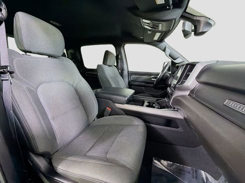 Used 2019 RAM 1500 Big Horn image 29