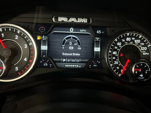 Used 2024 RAM 2500 Laramie image 15