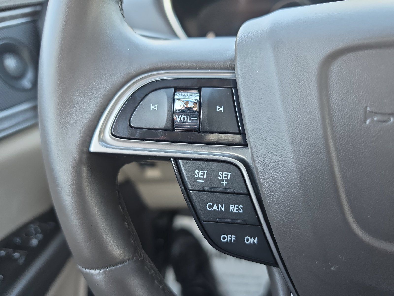 Used 2020 Lincoln Nautilus Reserve w/ Cargo Utility Package AWD/4WD image 17