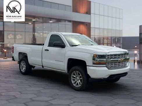 Used 2017 Chevrolet Silverado 1500 W/T w/ WT Convenience Package AWD/4WD image 2