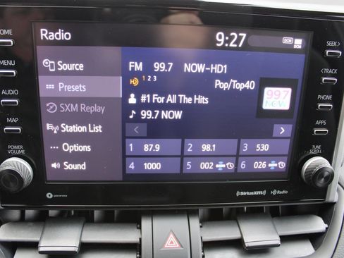 Used 2022 Toyota RAV4 SE image 19